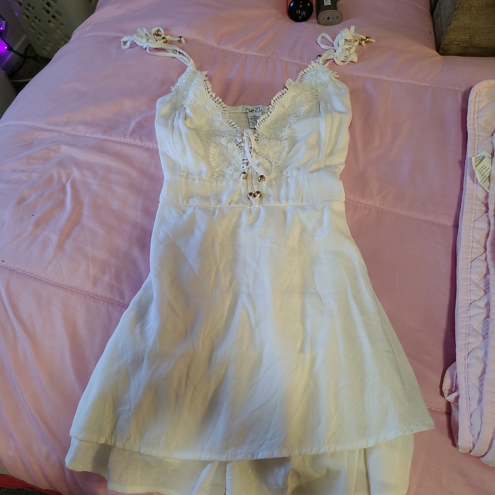 Rue21 White Lace Detail Chemise